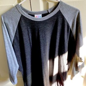 Lularoe Grey Randy 3/4sleeve top